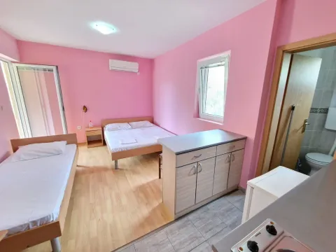 Prodaja, kuća, 500m², Buljarica, Budva - image 17
