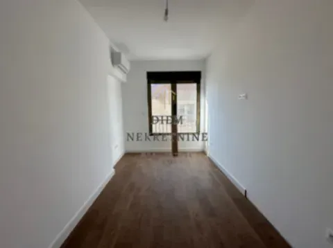 Izdavanje, trosoban stan, 115m², Preko Morače, Podgorica - image 5