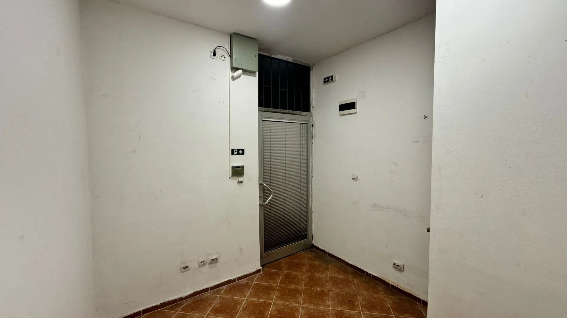 Rent, office space, 10m², Centar, Podgorica