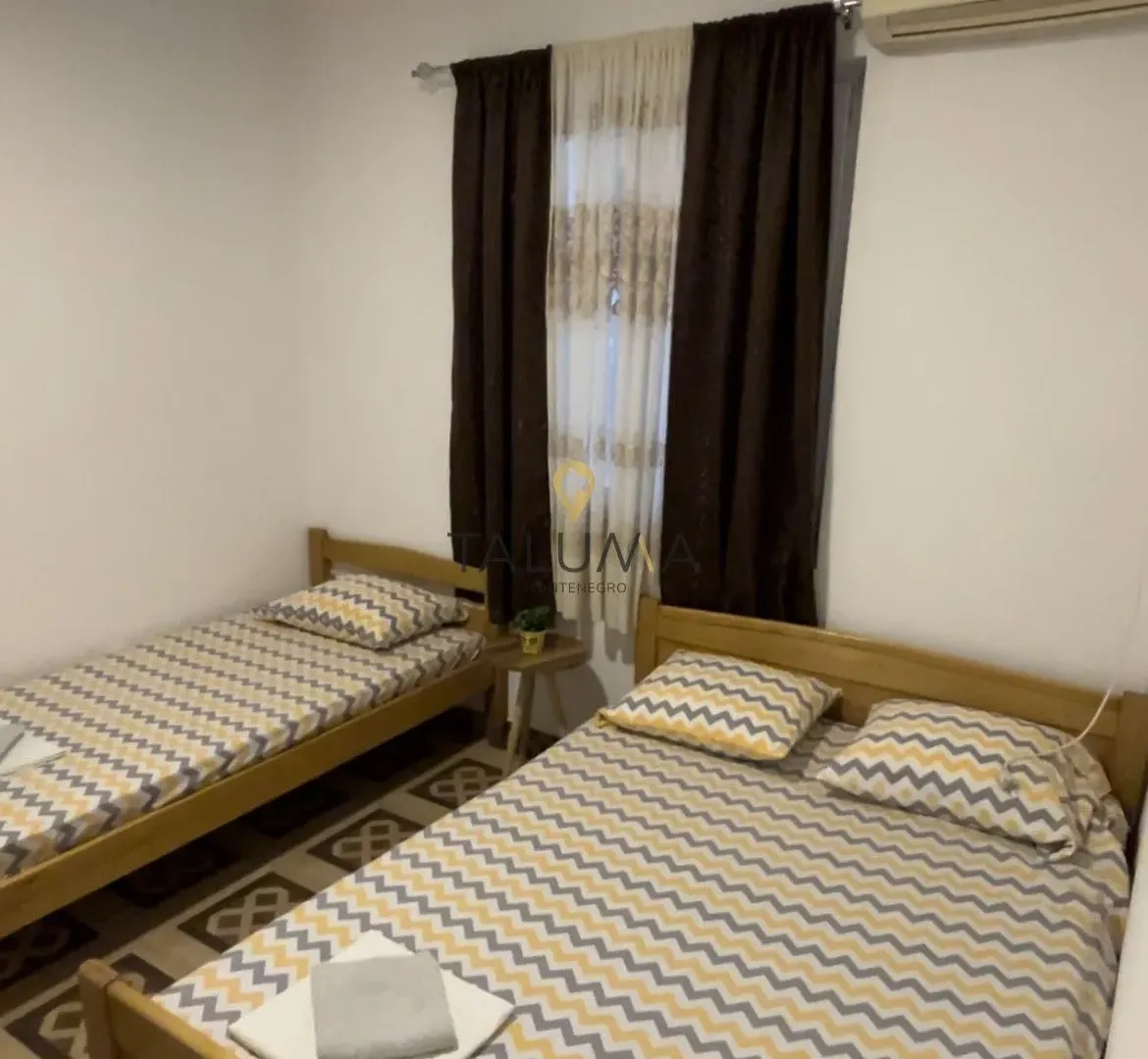 Sale, house, 300m², Sutomore, Bar