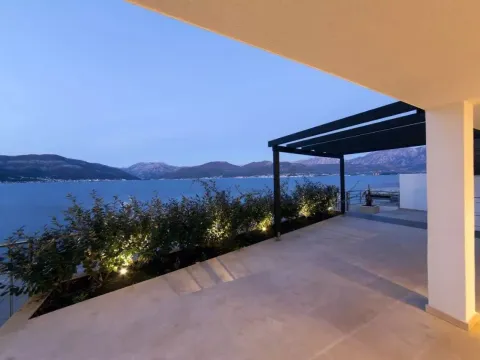 Prodaja, kuća, 390m², Krašići, Tivat - image 4