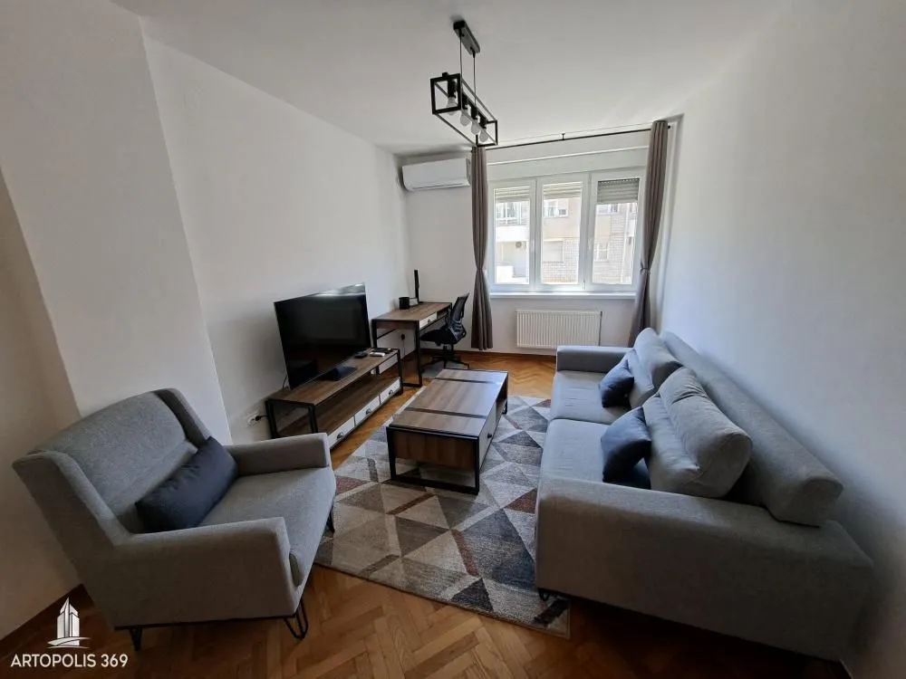 Izdavanje, dvosoban stan, 60m², Voždovac Sve Podlokacije, Beograd