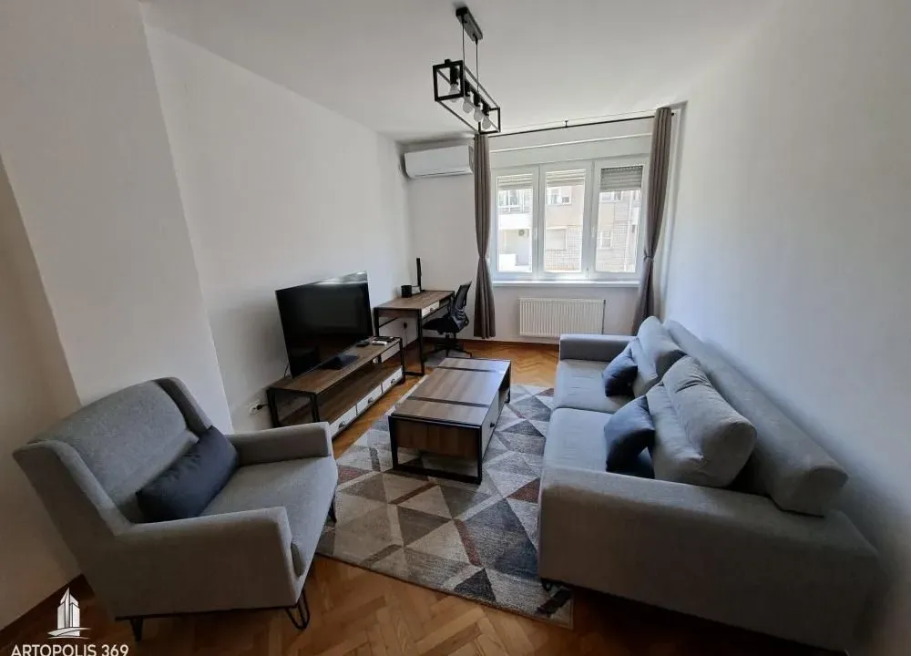 Izdavanje, dvosoban stan, 60m², Voždovac Sve Podlokacije, Beograd