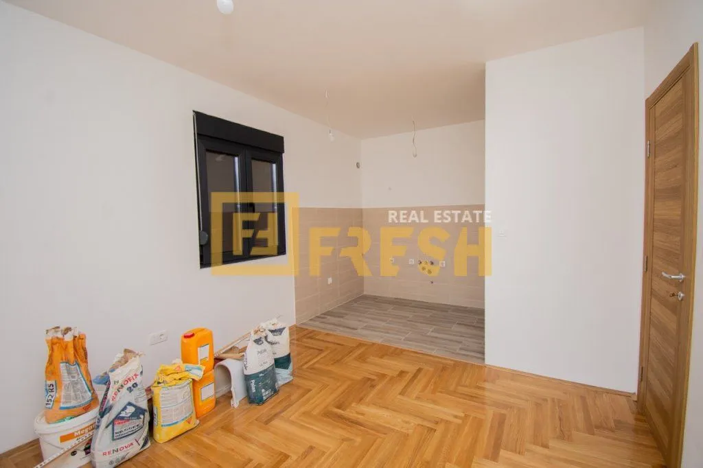 Prodaja, jednosoban stan, 39m², Tološi, Podgorica