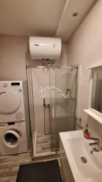 Izdavanje, dvosoban stan, 47m², Stari Grad, Beograd - image 4