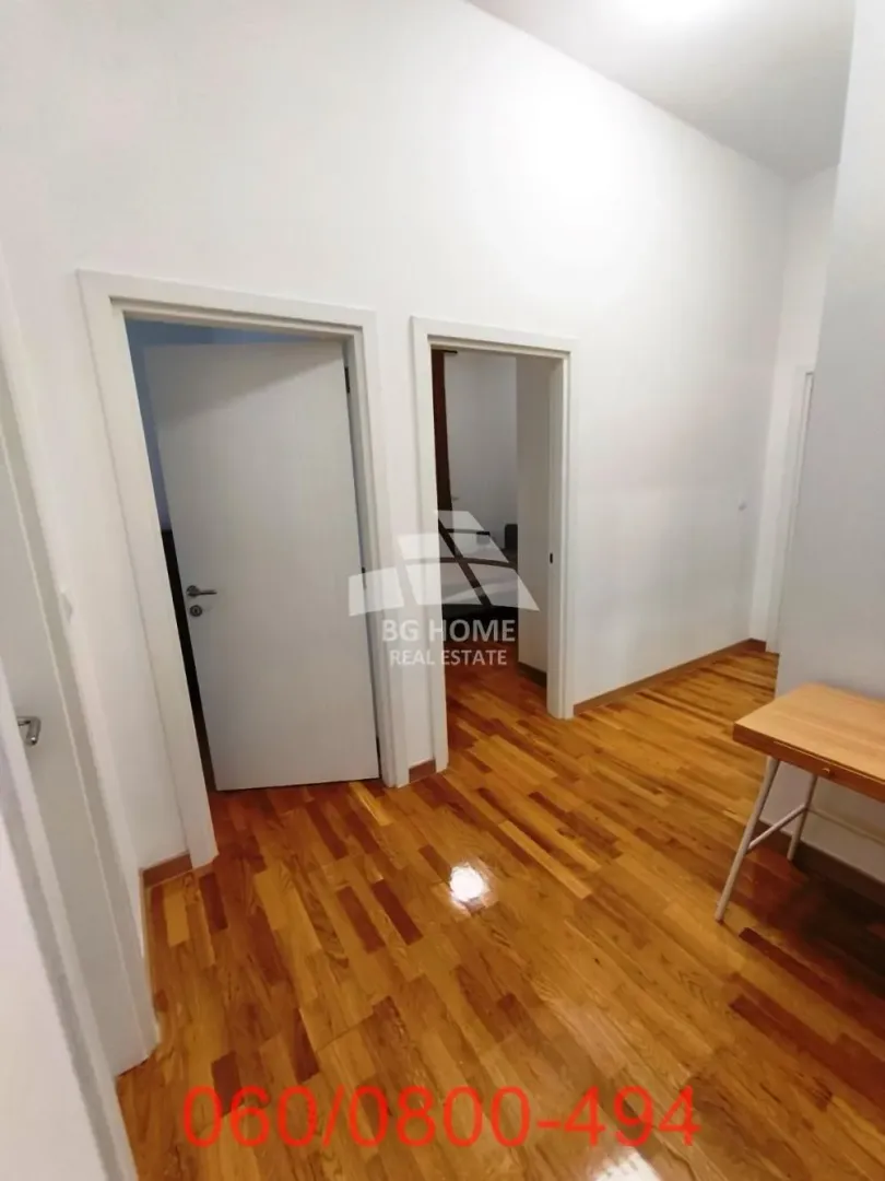 Prodaja, četvorosoban stan, 193m², Karaburma, Palilula Sve Podlokacije