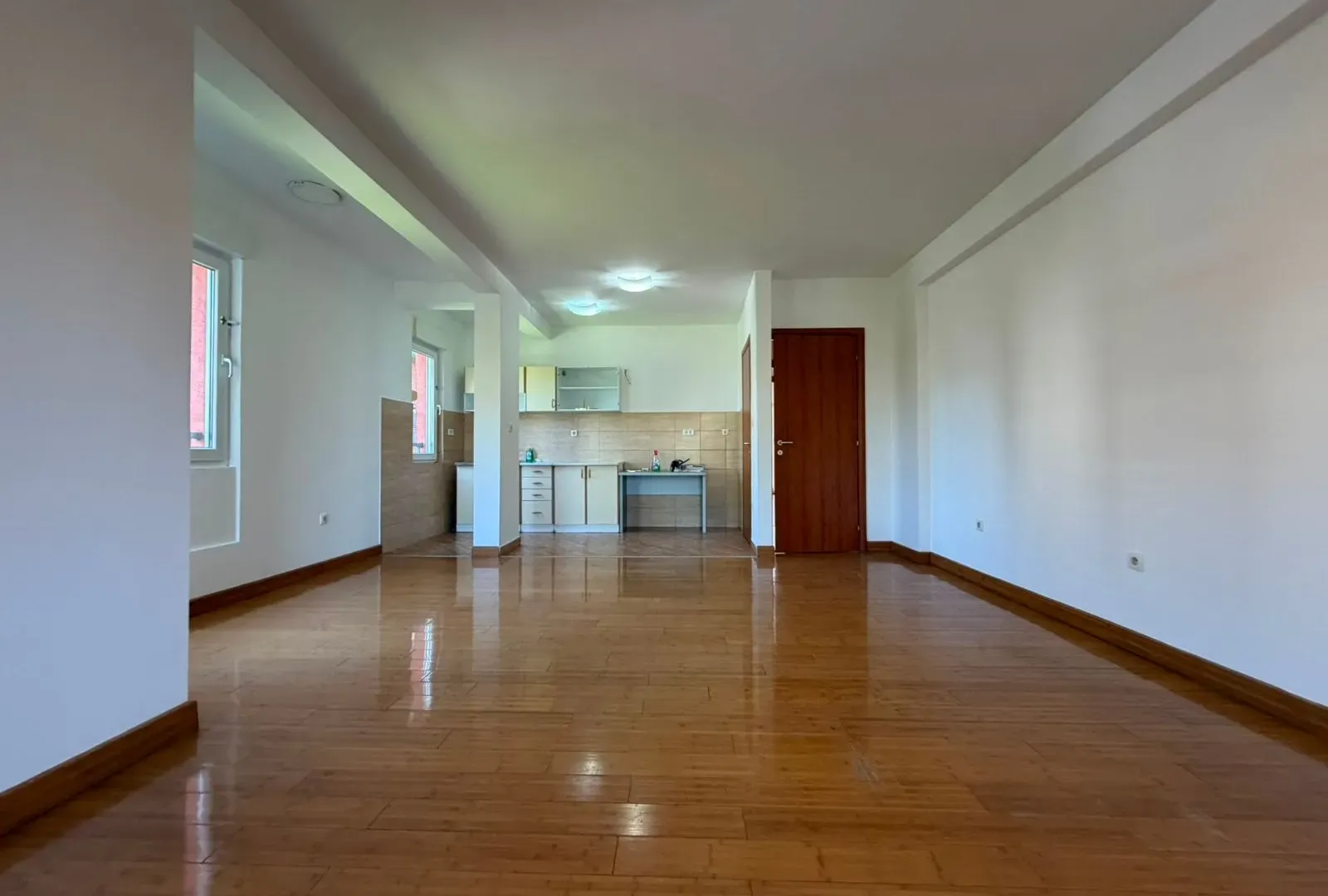 Rent, three bedroom apartment, 107m², Vezirov Most, Podgorica