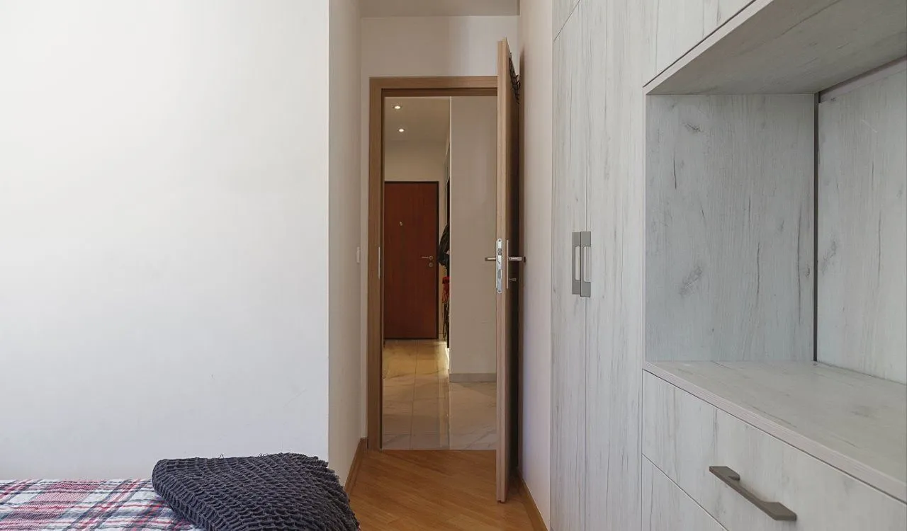 Prodaja, trosoban stan, 85m², Centar, Budva