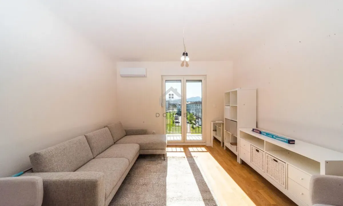 Rent, one bedroom apartment, 44m², Pobrežje, Podgorica