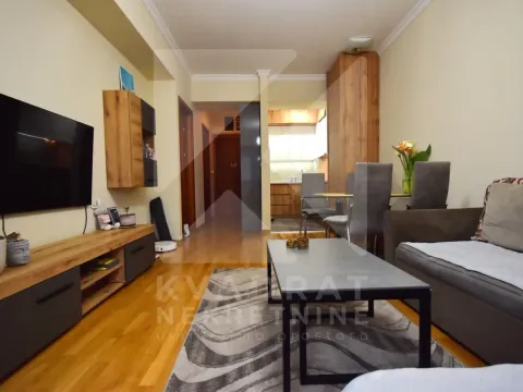 Rent, one bedroom apartment, 43m², Centar, Podgorica - image 1