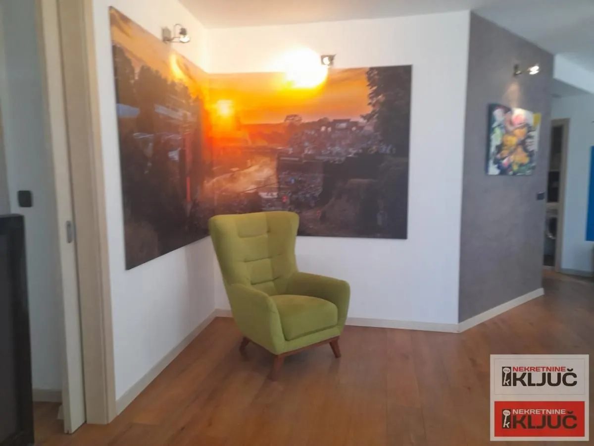 Prodaja, trosoban stan, 80m², Kej, Novi Sad Sve Podlokacije