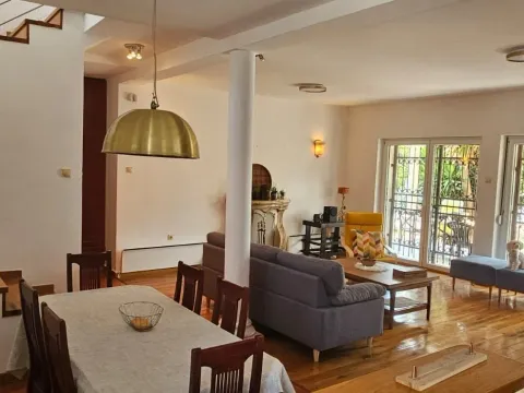 Rent, house, 180m², Krimovica, Kotor - image 12