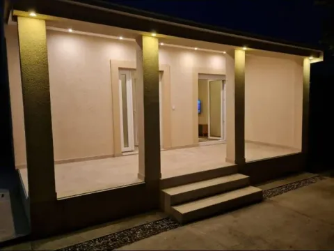 Prodaja, kuća, 65m², Cijevna, Podgorica - image 14