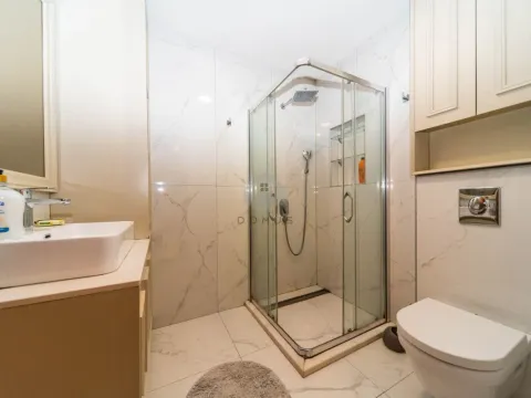 Izdavanje, dvosoban stan, 70m², City Kvart, Podgorica - image 9