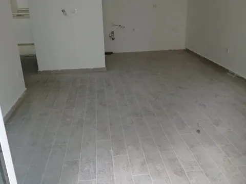 Sale, one bedroom apartment, 87m², Bečići, Budva - image 7
