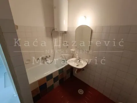 Izdavanje, jednosoban stan, 38m², Kalenić Pijaca, Vračar Sve Podlokacije - image 9