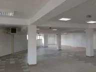Izdavanje, poslovni prostor, 237m², Zemun Centar, Zemun Sve Podlokacije - image 1