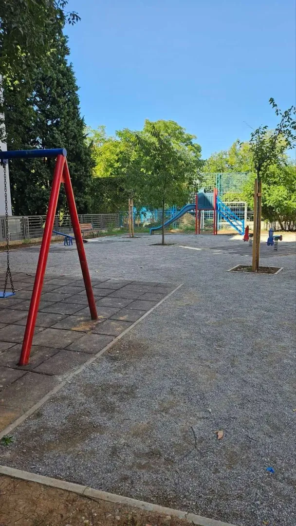 Izdavanje, dvosoban stan, 70m², Centar, Podgorica