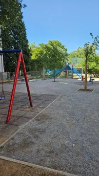 Izdavanje, dvosoban stan, 70m², Centar, Podgorica - image 16