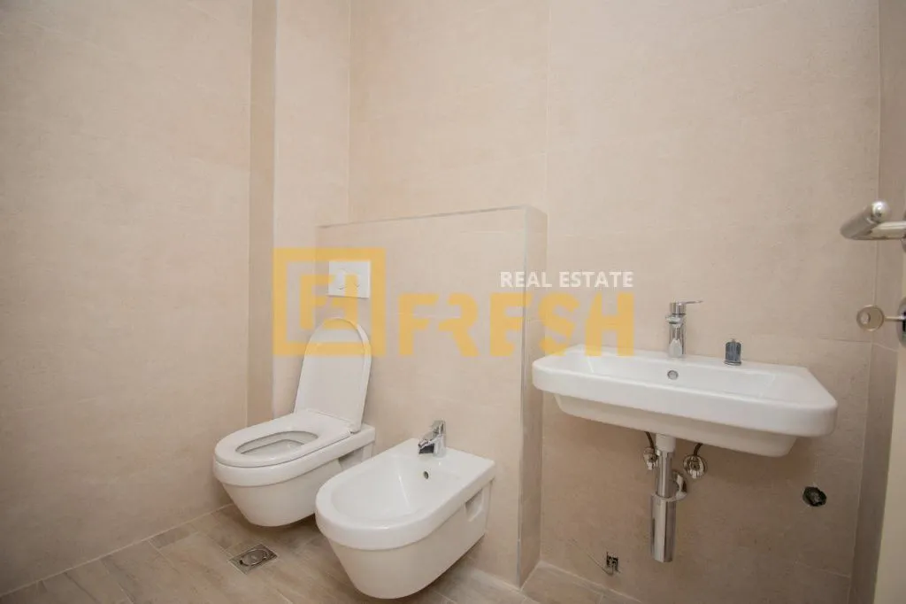 Prodaja, trosoban stan, 139m², Gornja Gorica, Podgorica