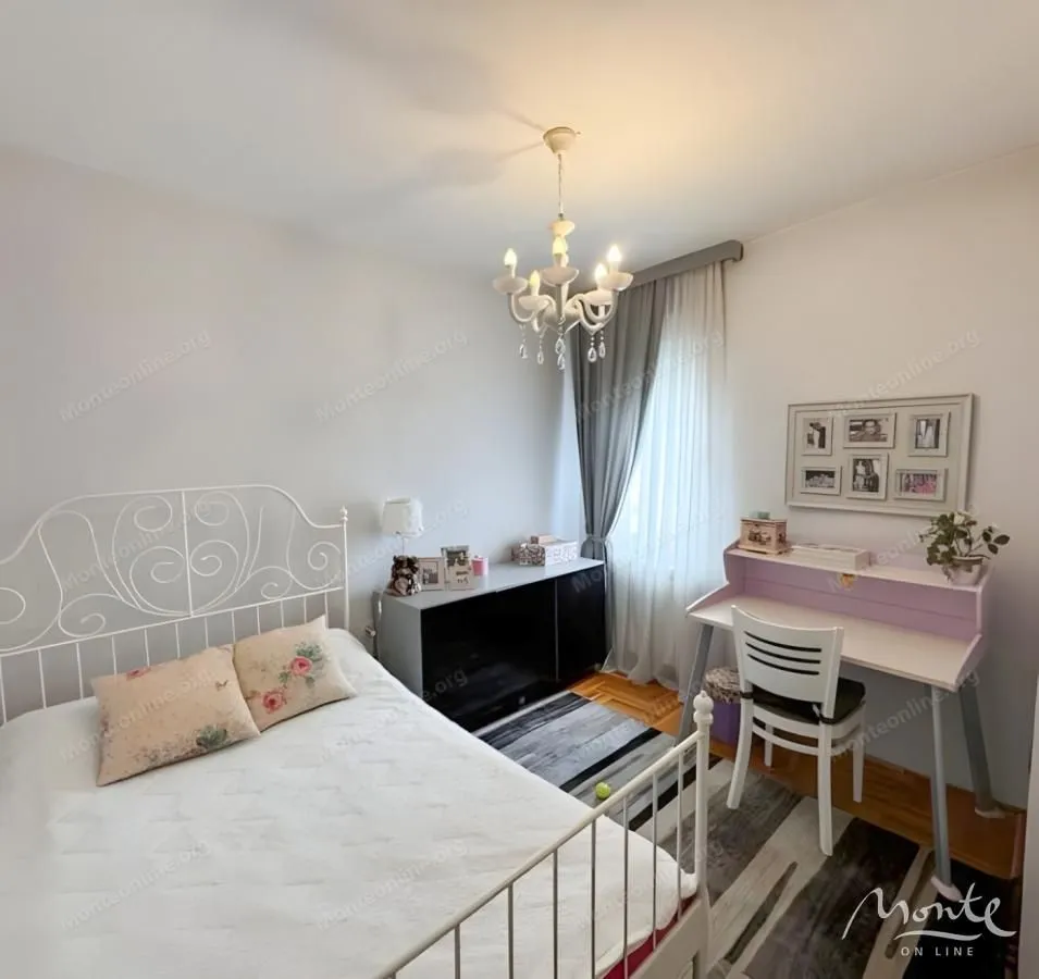 Prodaja, trosoban stan, 109m², Momišići, Podgorica