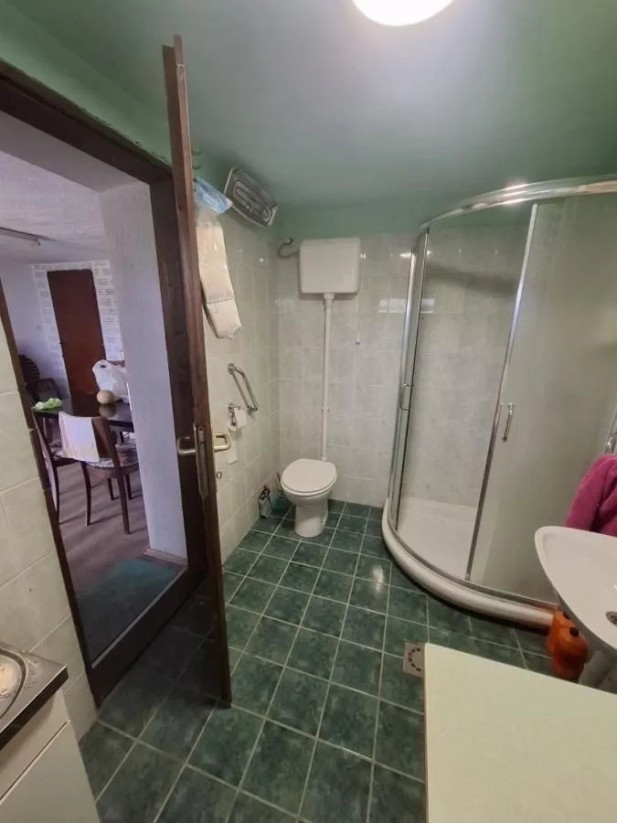 Prodaja, kuća, 57m², Ledinci, Petrovaradin