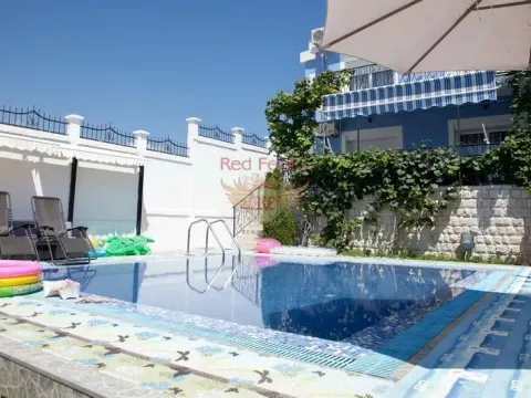 Prodaja, kuća, 330m², Bar, Crna Gora