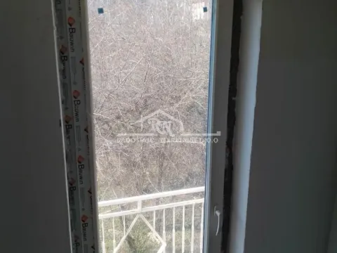 Prodaja, kuća, 411m², Sremčica, Beograd - image 18