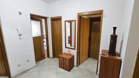 Rent, two bedroom apartment, 71m², Stari Aerodrom, Podgorica - image 6