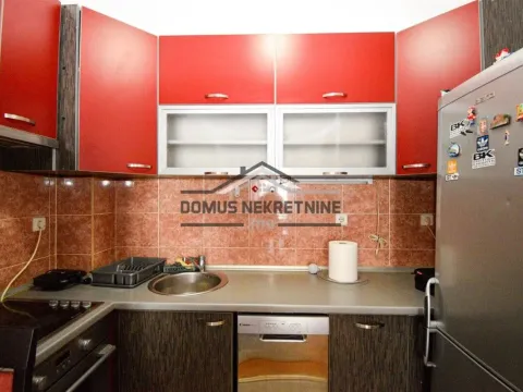 Izdavanje, jednosoban stan, 42m², Blok 6, Podgorica - image 4