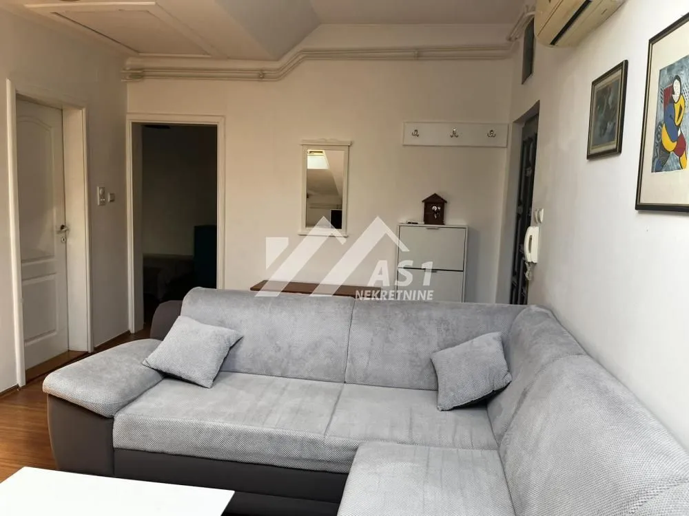 Rent, two bedroom apartment, 60m², Stari grad, Novi Sad