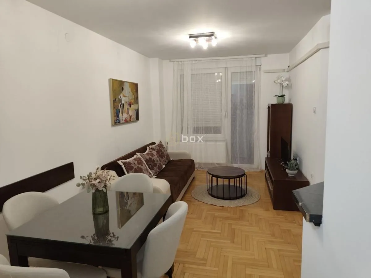 Rent, one bedroom apartment, 42m², Crveni Krst, Niš