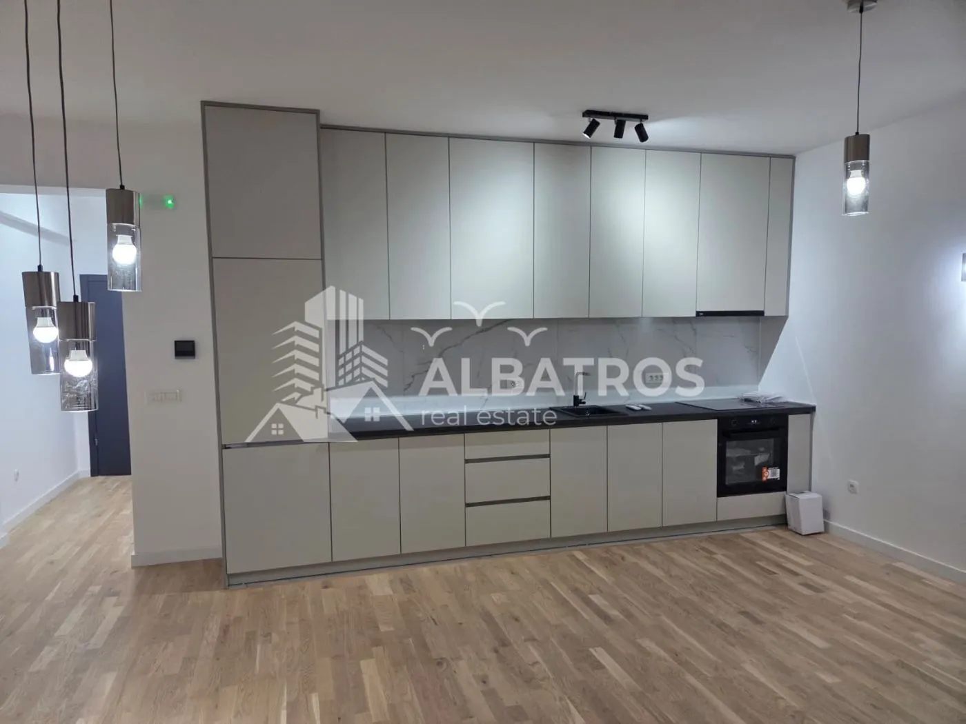 Rent, one bedroom apartment, 58m², Makedonsko naselje, Bar