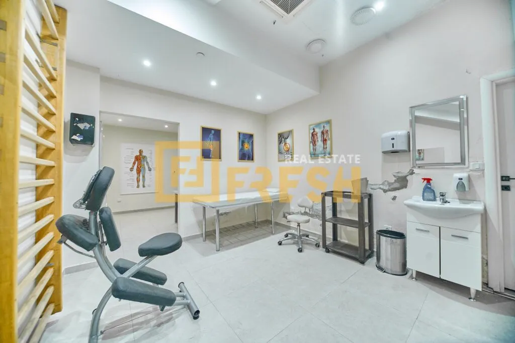 Sale, office space, 1343m², Centar, Podgorica