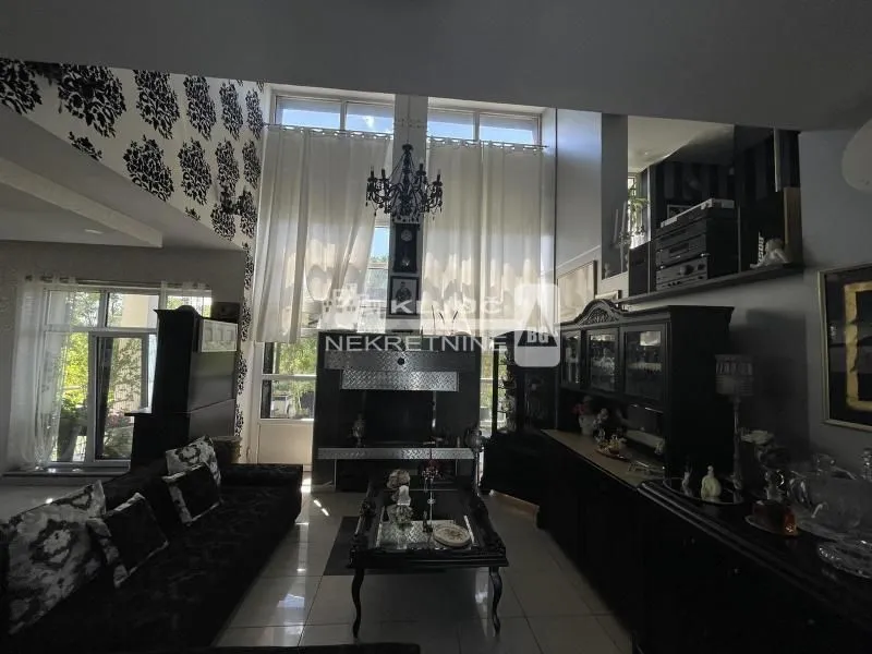 Sale, house, 520m², Savski Venac, Beograd