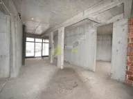 Izdavanje, poslovni prostor, 455m², Tuški Put, Podgorica - image 11