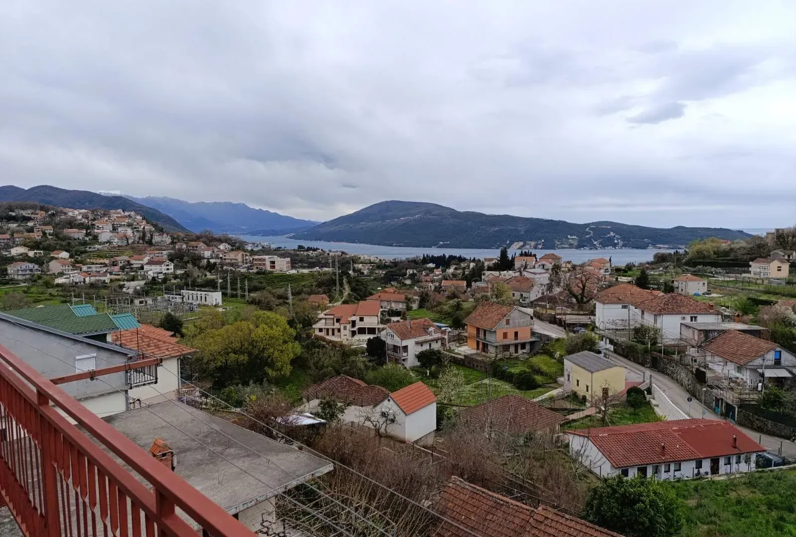 Rent, four bedroom apartment, 100m², Podi, Herceg Novi