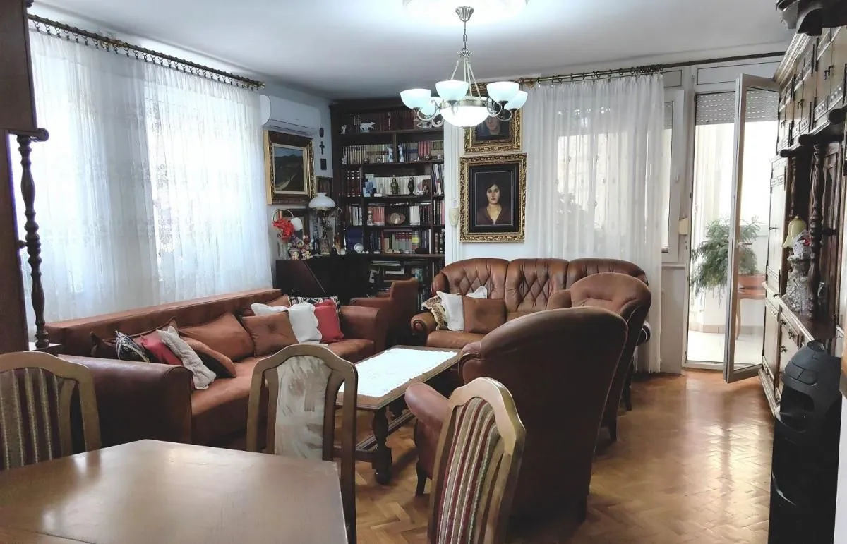 Prodaja, trosoban stan, 104m², Podbara, Novi Sad Sve Podlokacije