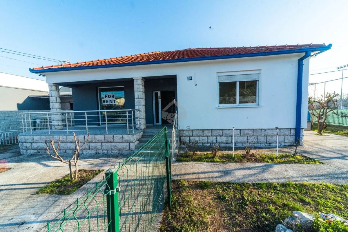 Izdavanje, poslovni prostor, 65m², Masline, Podgorica