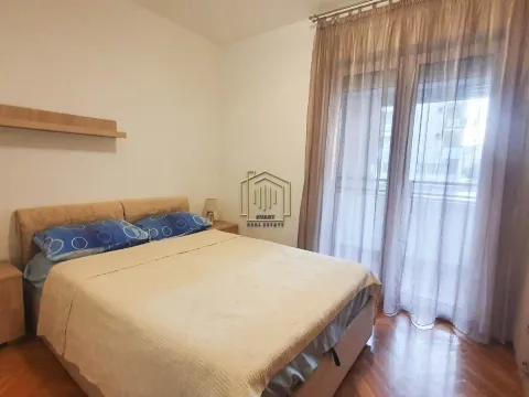 Izdavanje, dvosoban stan, 63m², Blok 9, Podgorica - image 8