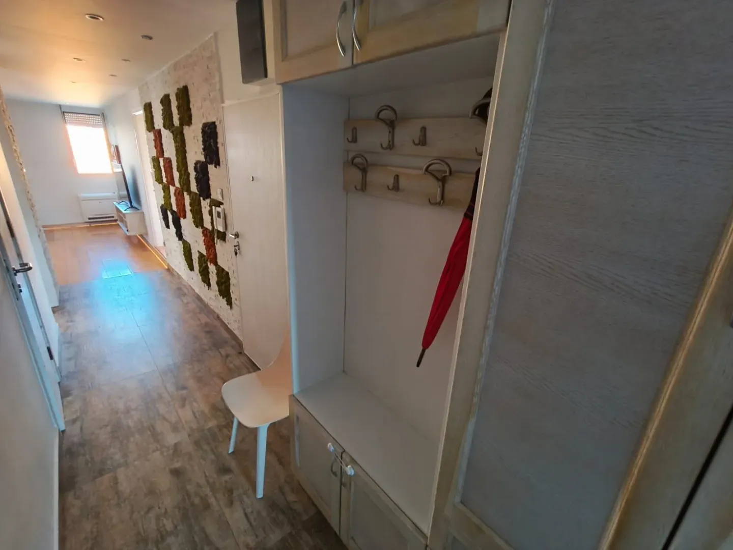Rent, three bedroom apartment, 90m², Blok 5, Podgorica