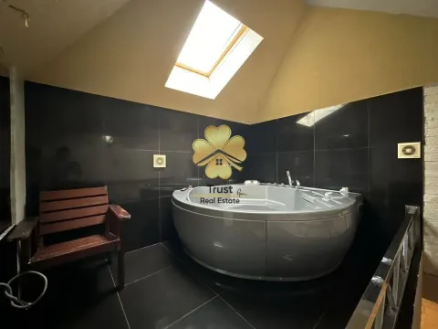 Prodaja, trosoban stan, 140m², Tološi, Podgorica - image 6