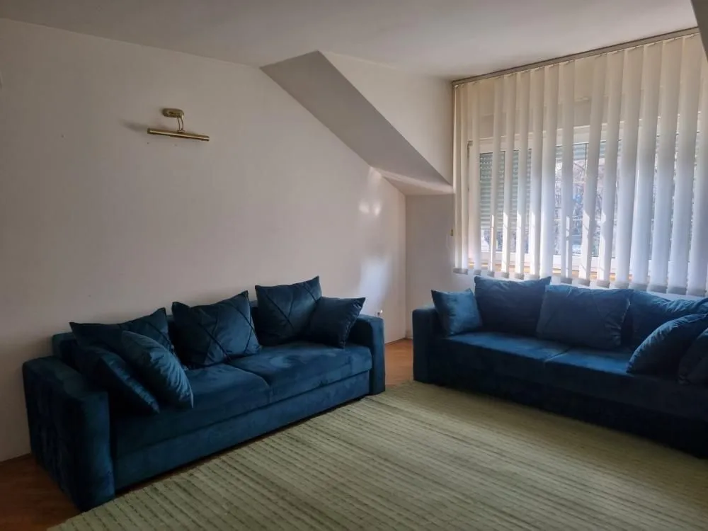 Rent, apartment, 130m², Čukarica, Beograd