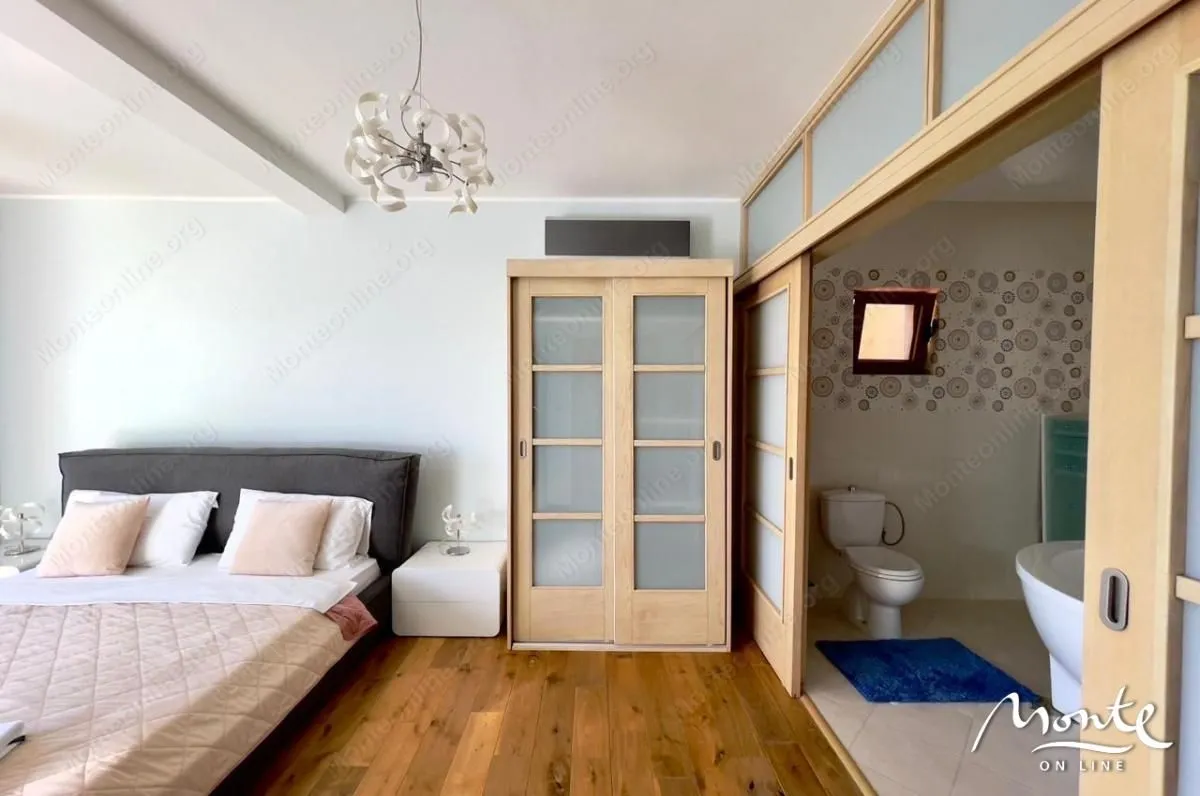 Sale, house, 323m², Utjeha, Bar