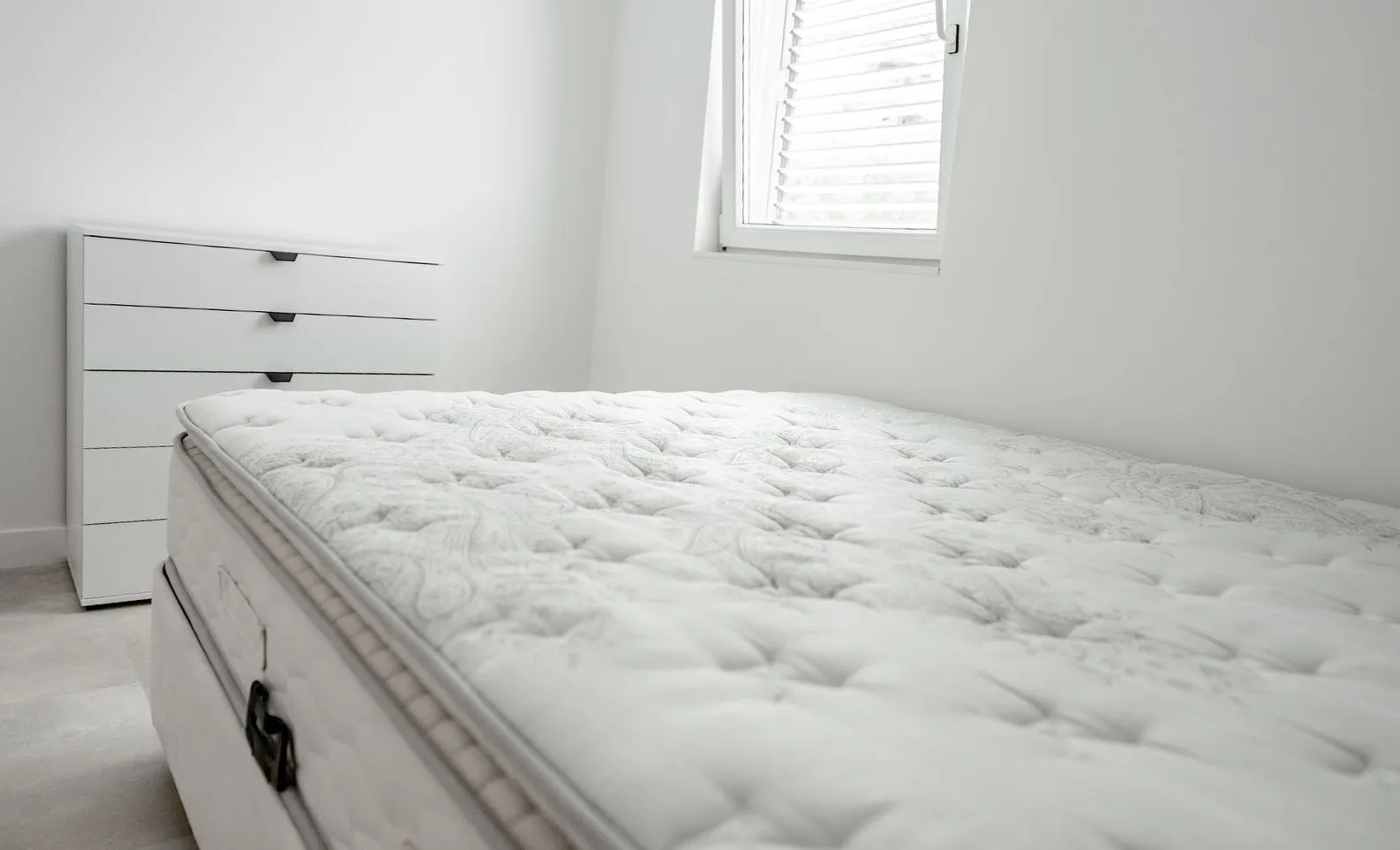 Prodaja, jednosoban stan, 45m², Sveti Stefan, Budva