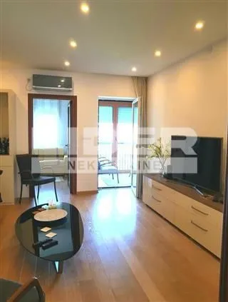 Prodaja, dvosoban stan, 69m², Savski Venac, Beograd