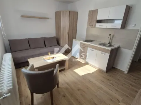 Rent, apartment, 22m², Sajam, Novi Sad Sve Podlokacije - image 4