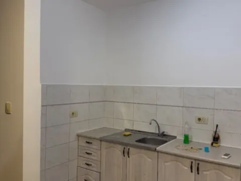 Prodaja, jednosoban stan, 50m², Tuški Put, Podgorica - image 8