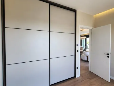 Izdavanje, trosoban stan, 82m², Olimp, Zvezdara Sve Podlokacije - image 11