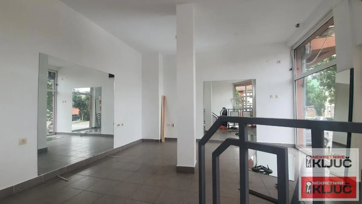 Rent, office space, 35m², Rotkvarija, Novi Sad Sve Podlokacije